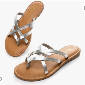 Strappy silver sandals~